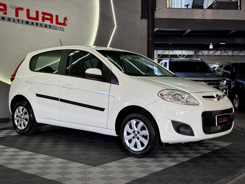 Fiat Palio Attractive 1.0 8v (Flex)