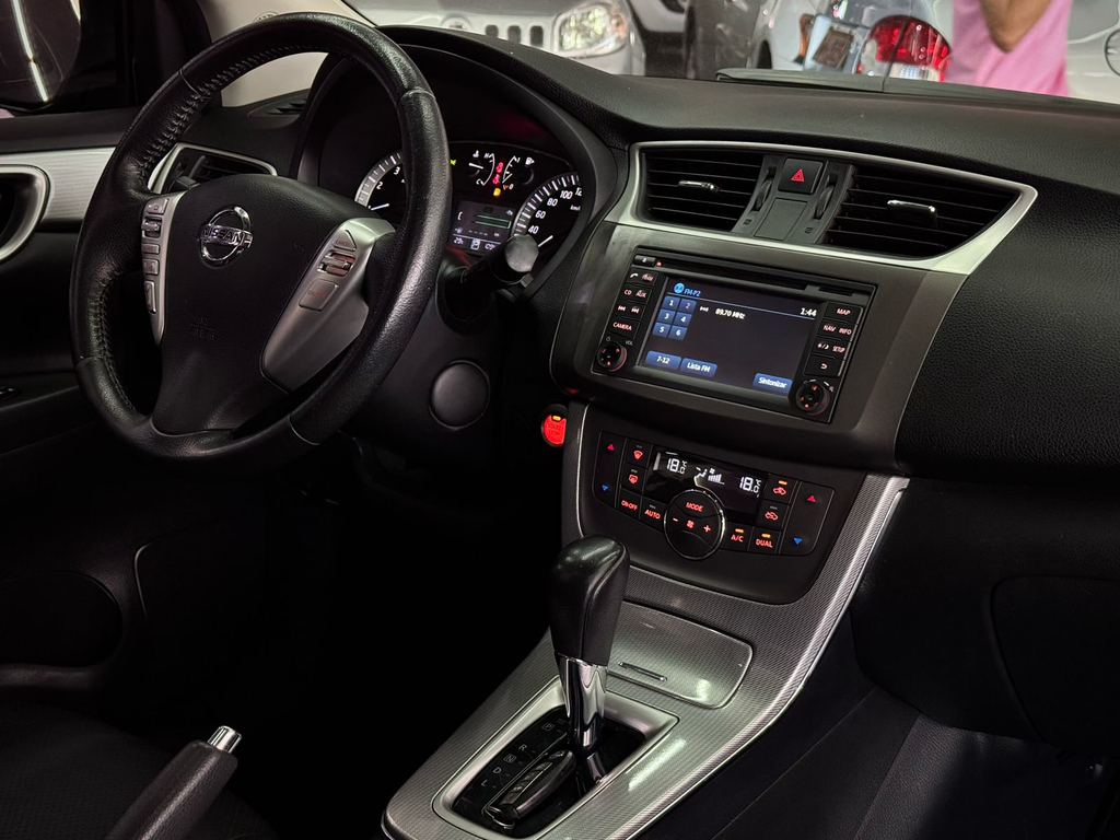 Nissan Sentra SL 2.0 16V CVT (flex)