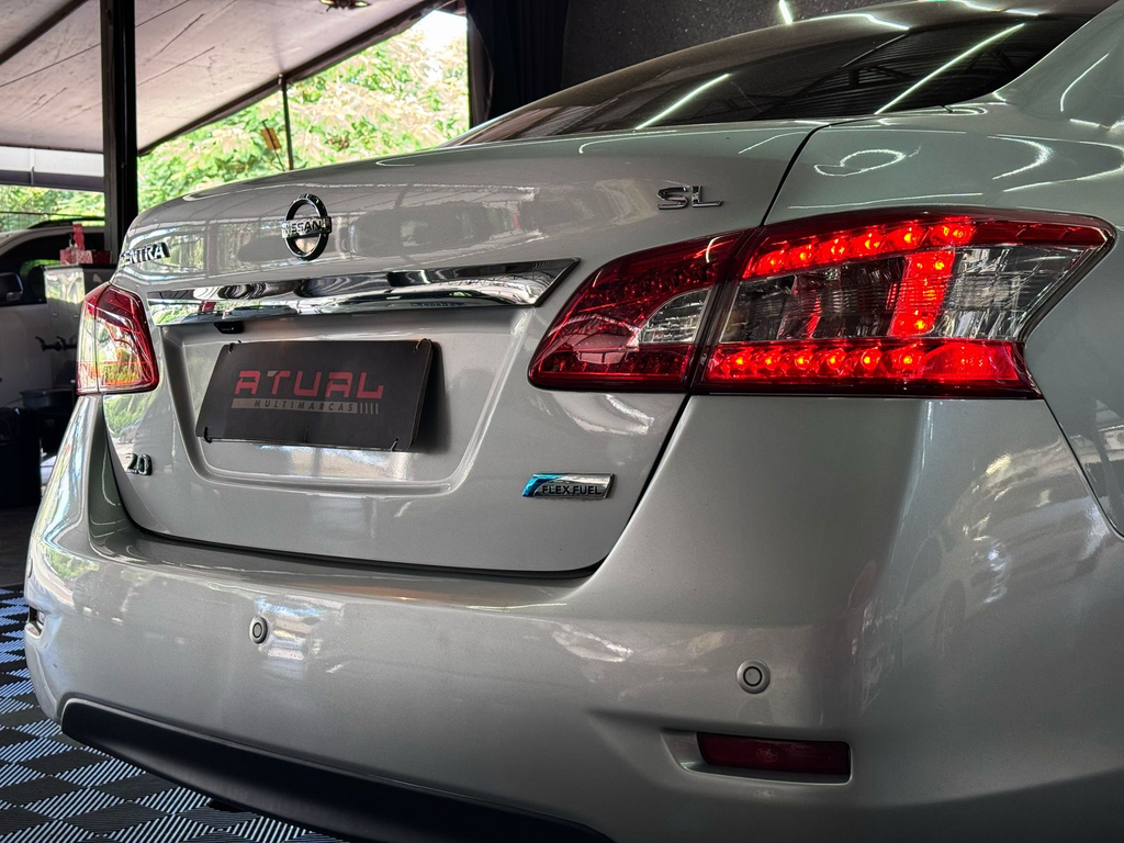 Nissan Sentra SL 2.0 16V CVT (flex)