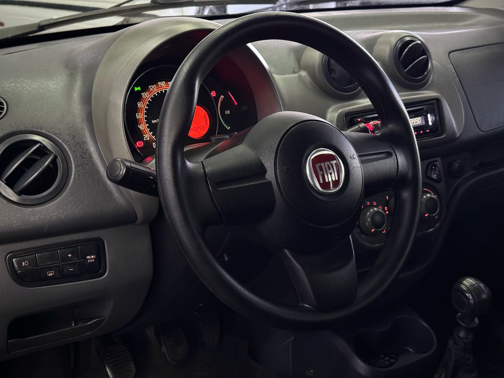 Fiat Uno Vivace 1.0 8V (Flex) 4p