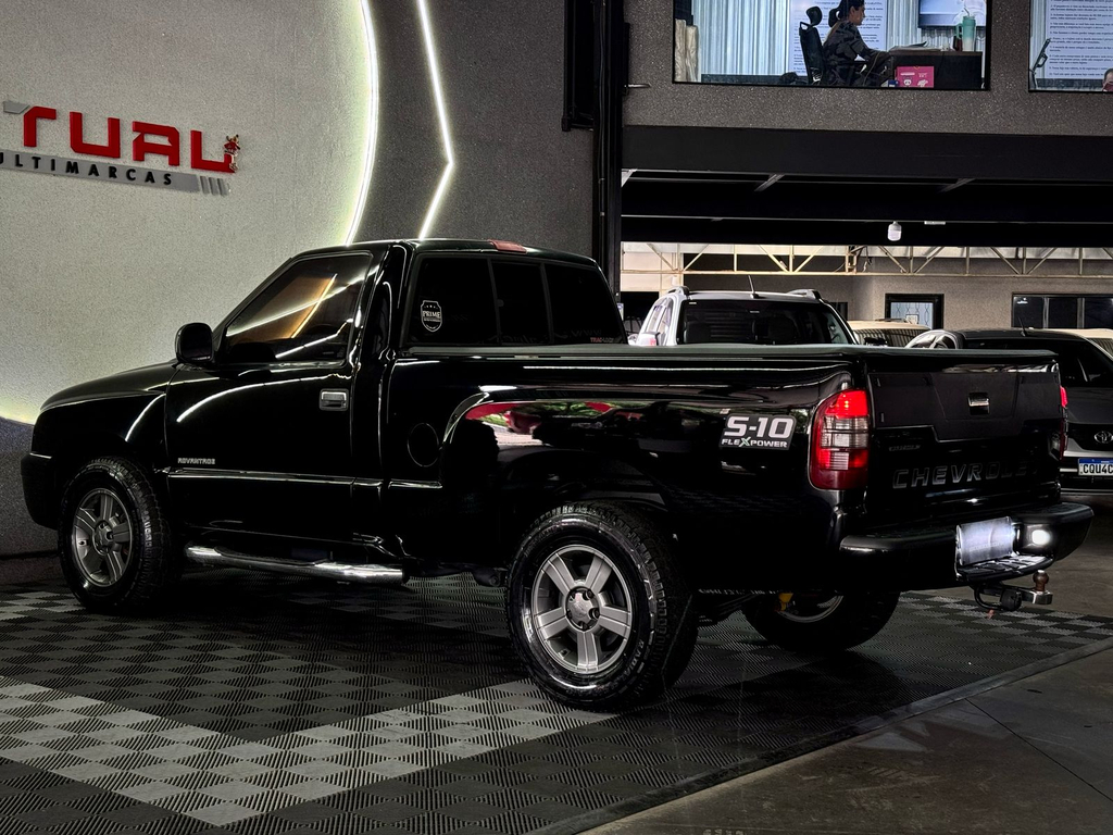 Chevrolet S10 Cabine Simples Preto