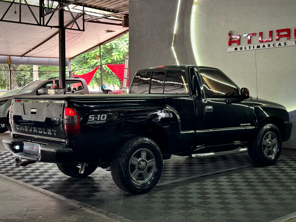 Chevrolet S10 Cabine Simples Preto