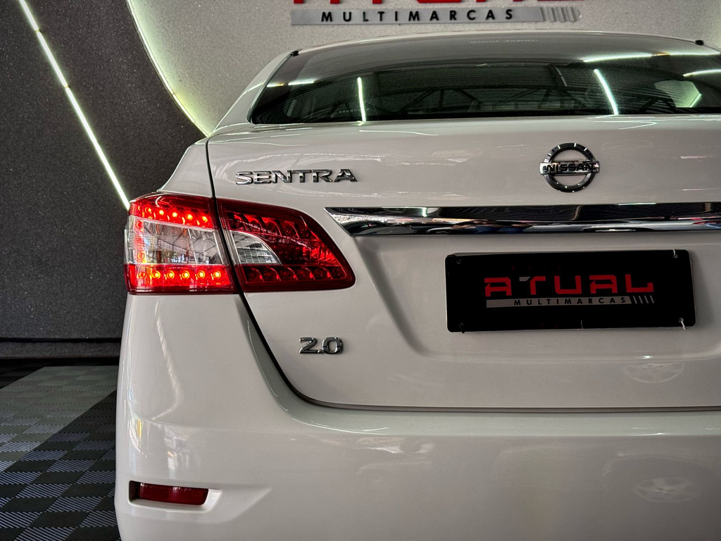 Nissan Sentra SV 2.0 16V CVT (Flex)