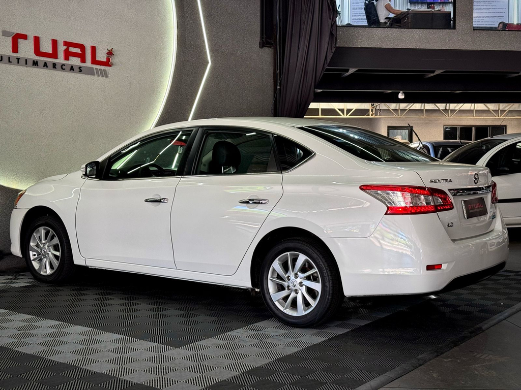 Nissan Sentra SV 2.0 16V CVT (Flex)