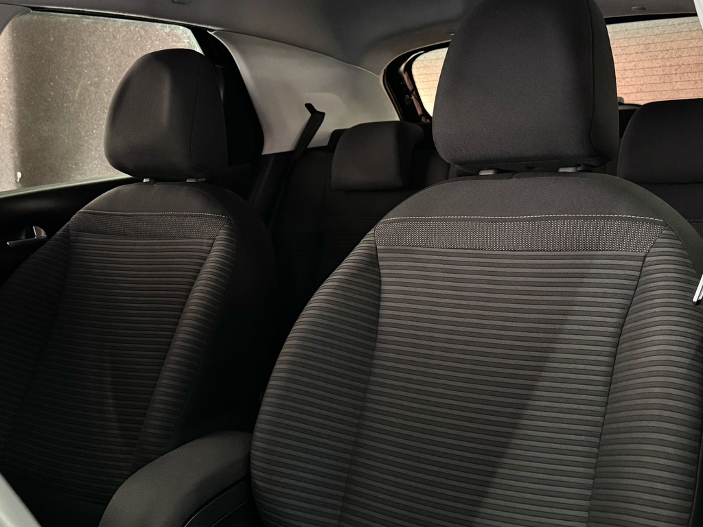 Citroen C4 Cactus Preto