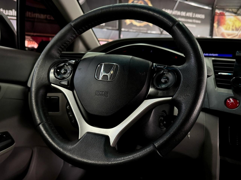 Honda Civic Cinza