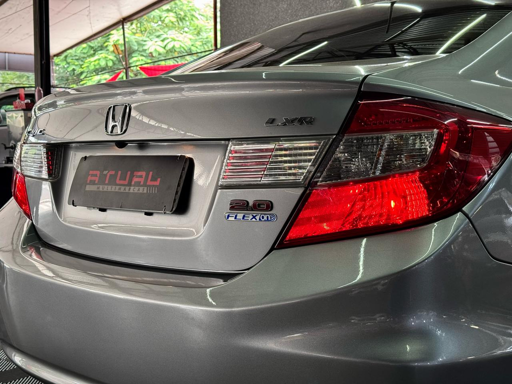 Honda Civic Cinza