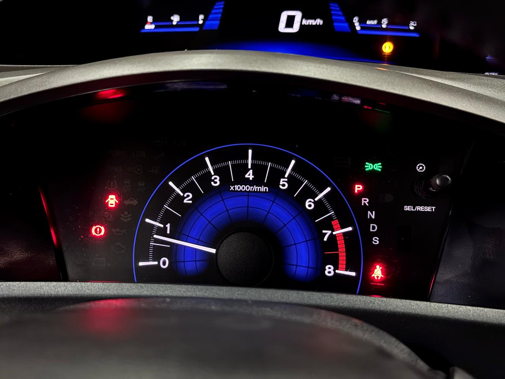 Honda Civic Cinza
