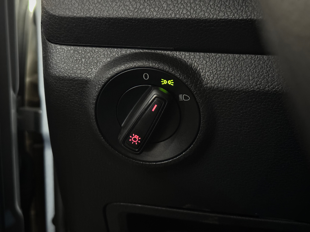 Volkswagen Voyage 1.0 Flex 12v 4p