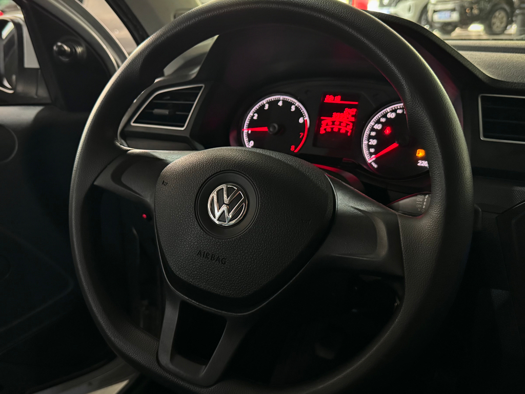 Volkswagen Voyage 1.0 Flex 12v 4p