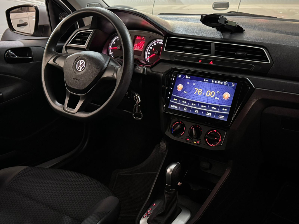 Volkswagen Voyage Prata