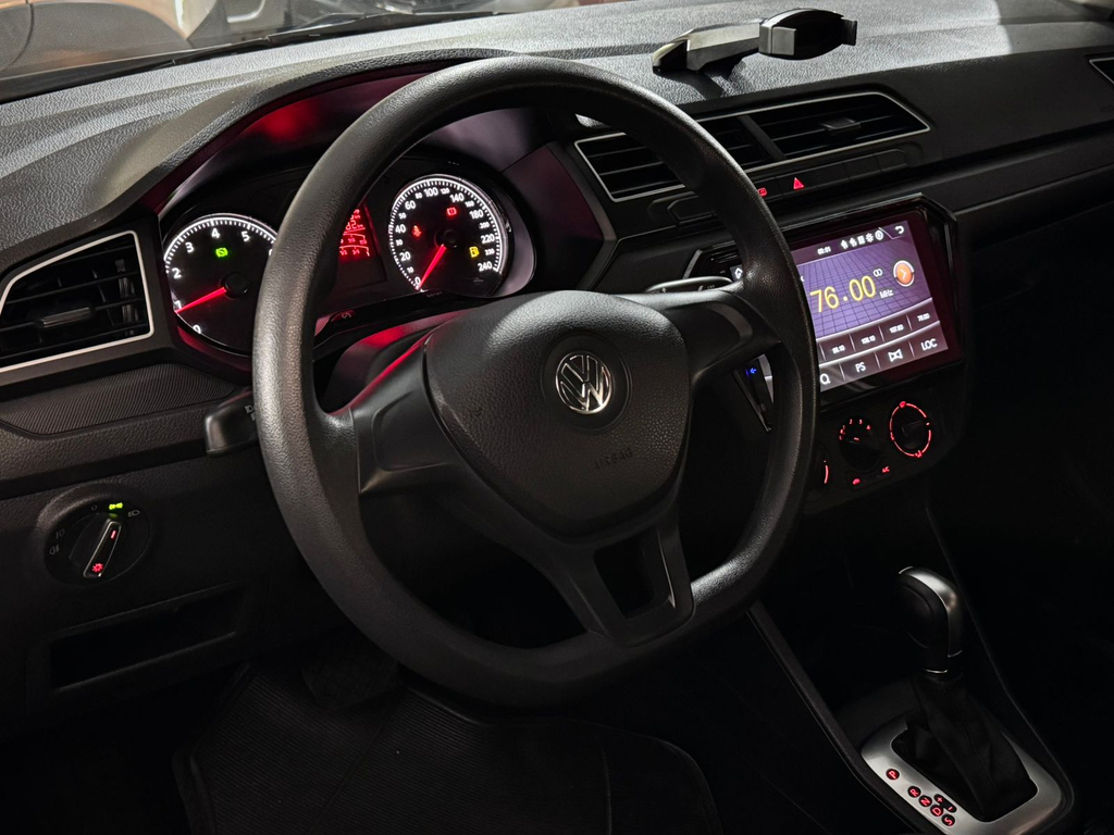 Volkswagen Voyage Prata