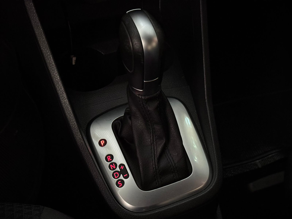 Volkswagen Voyage Prata