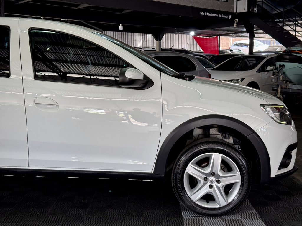 Renault Logan Zen Flex 1.6 16v 4p Aut.