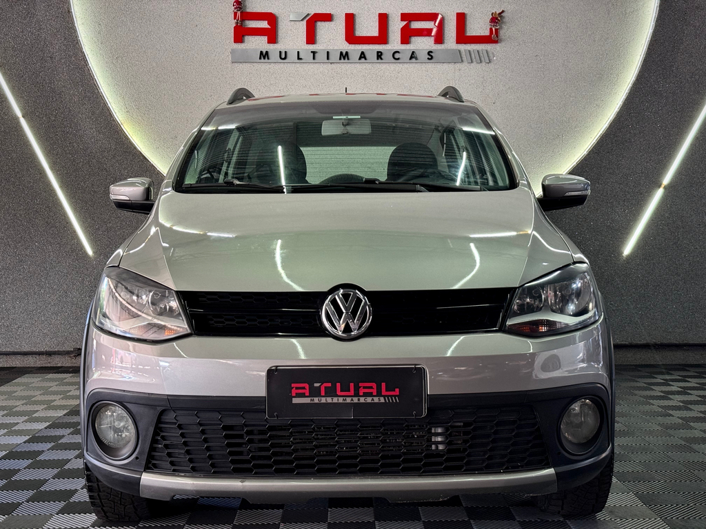 Volkswagen CrossFox Prata