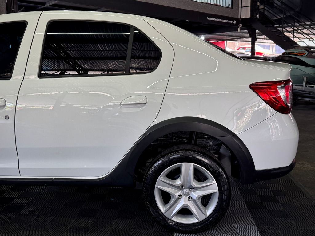 Renault Logan Branco