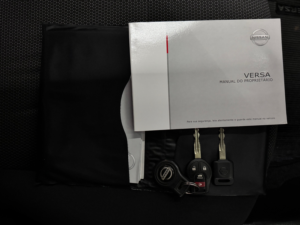 Nissan Versa 1.6 16V SL