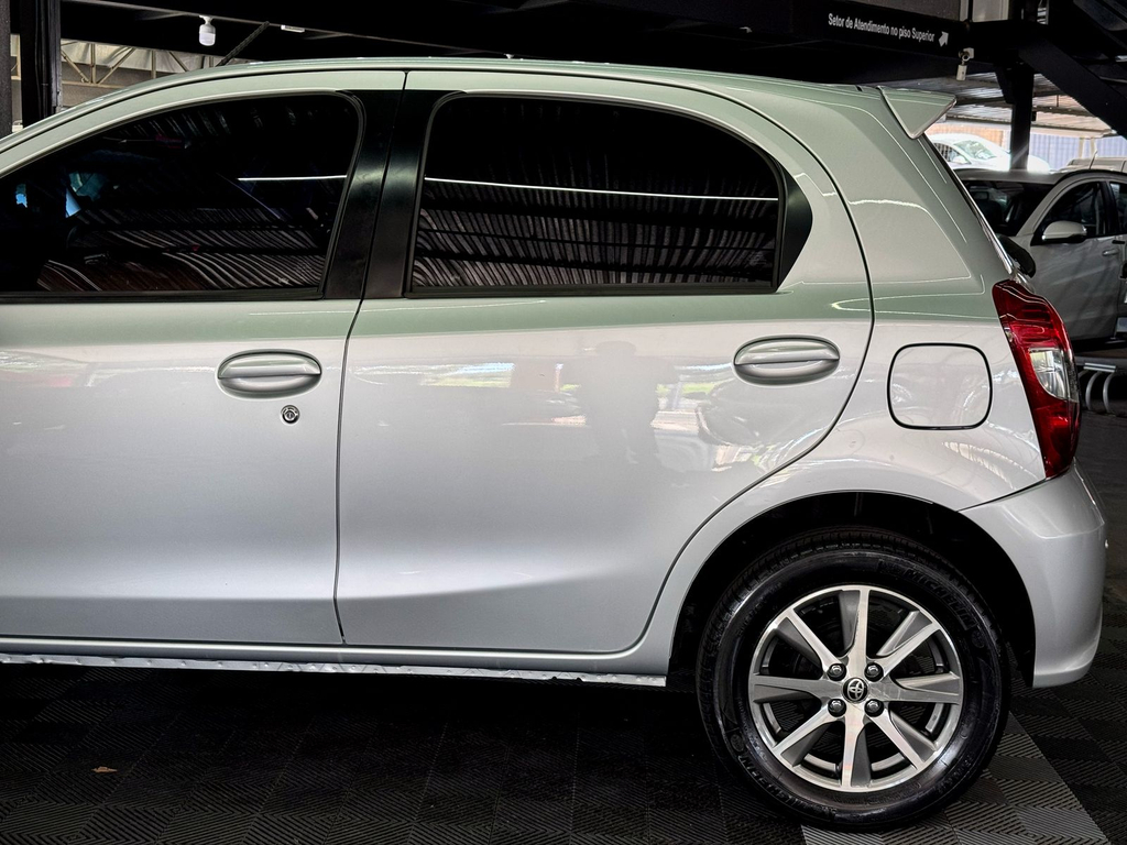 Toyota ETIOS X PLUS 1.5 FLEX 16V 5P MEC.