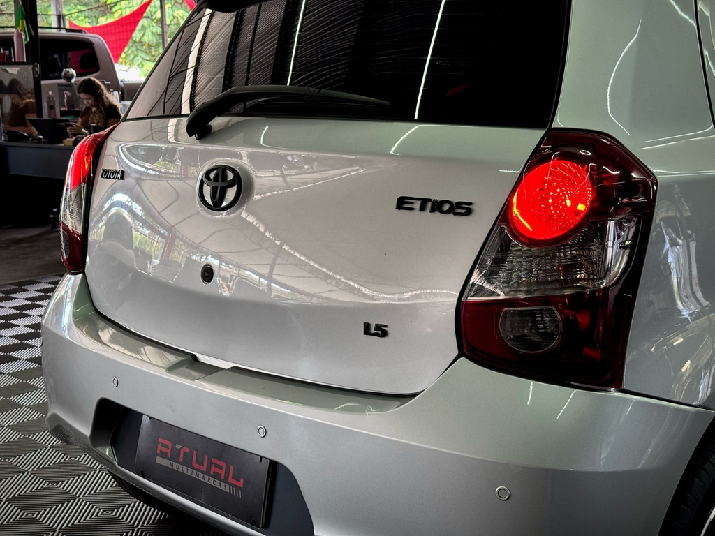 Toyota ETIOS X PLUS 1.5 FLEX 16V 5P MEC.