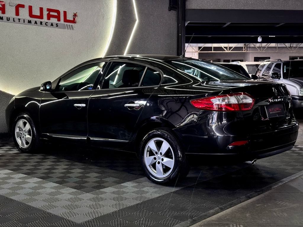 Renault Fluence 2.0 16V Dynamique (Flex)