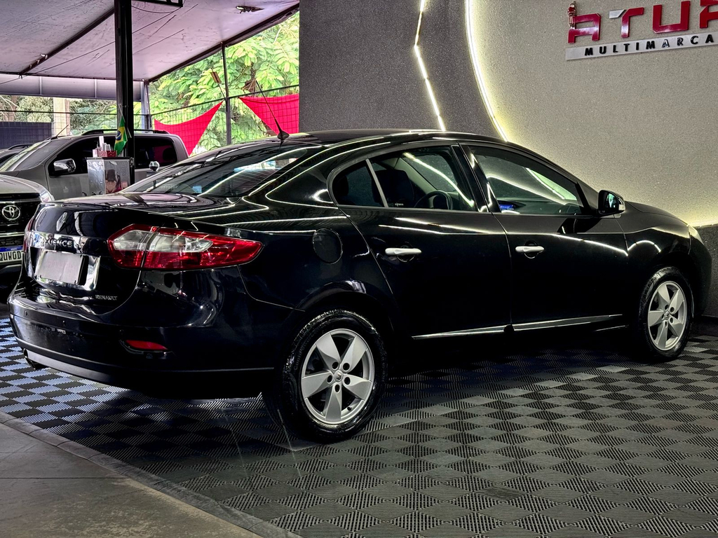 Renault Fluence 2.0 16V Dynamique (Flex)