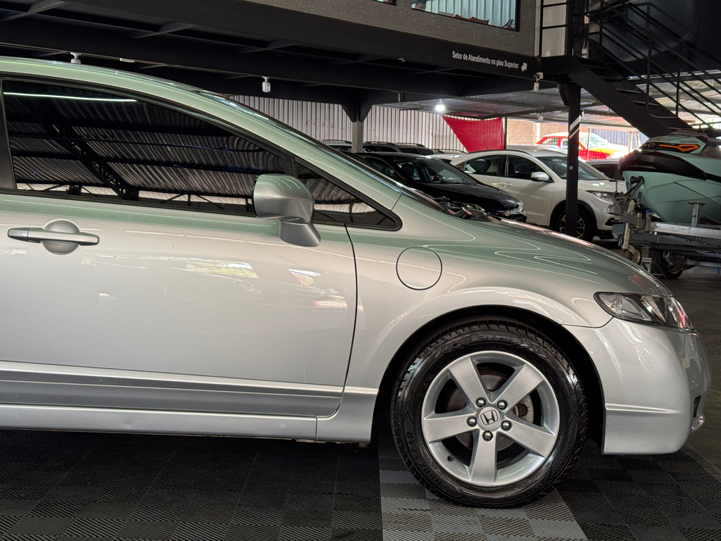 Honda Civic Prata