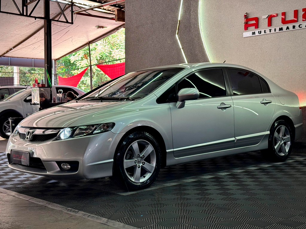 Honda Civic Prata