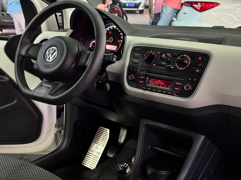 Volkswagen Up! Branco