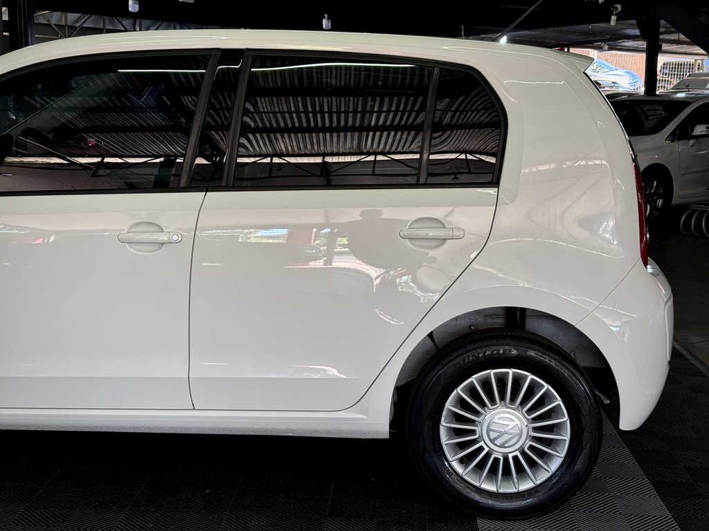Volkswagen Up! Branco