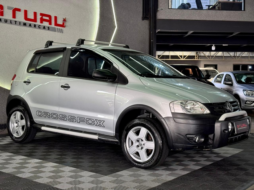 Volkswagen CrossFox Prata