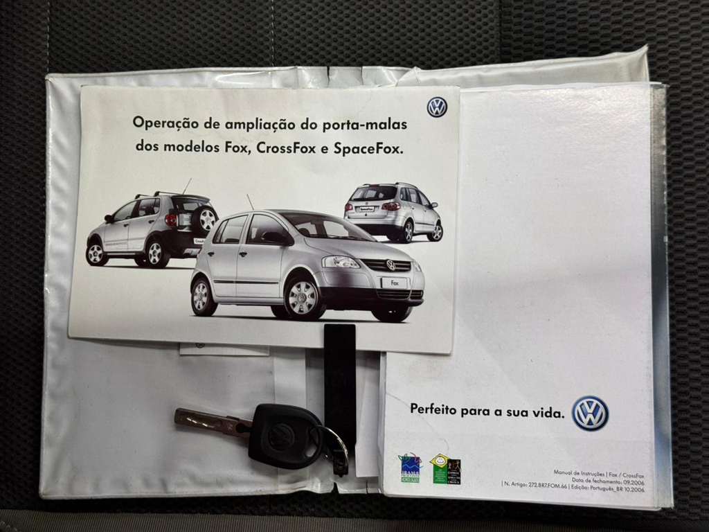 Volkswagen CrossFox Prata