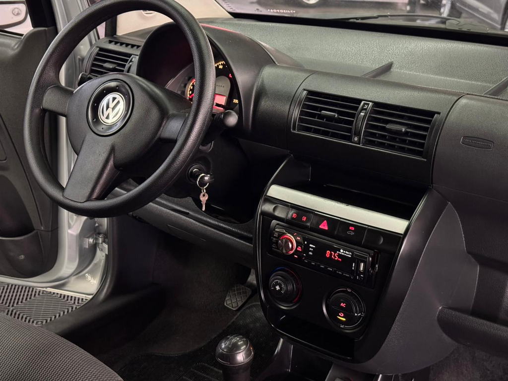 Volkswagen CrossFox Prata