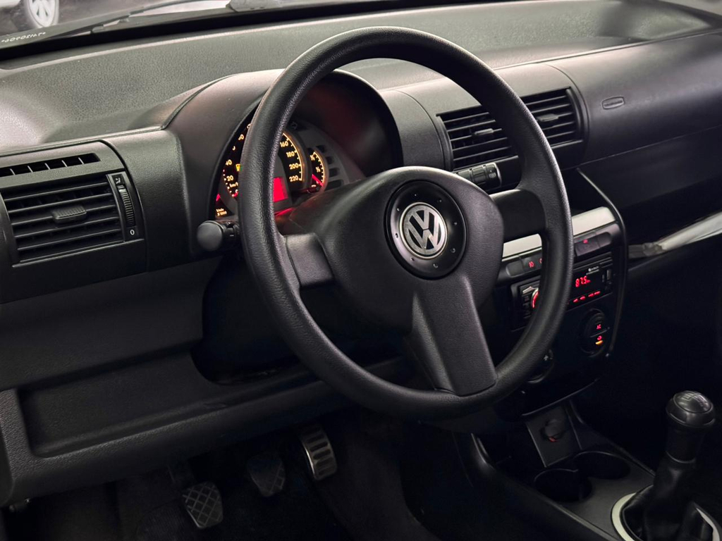 Volkswagen CrossFox Prata