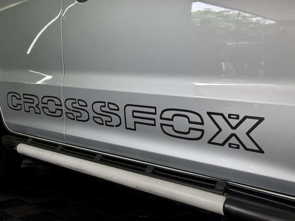 Volkswagen CrossFox Prata