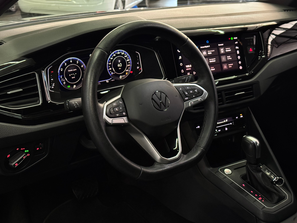 Volkswagen Nivus Highline 1.0 200 Tsi Flex Aut.