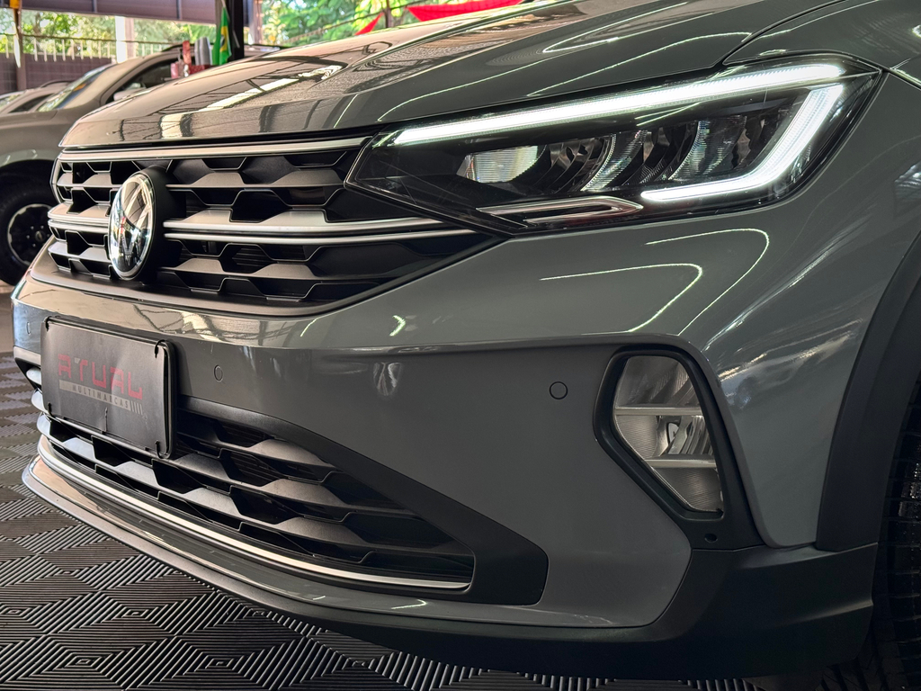 Volkswagen Nivus Highline 1.0 200 Tsi Flex Aut.