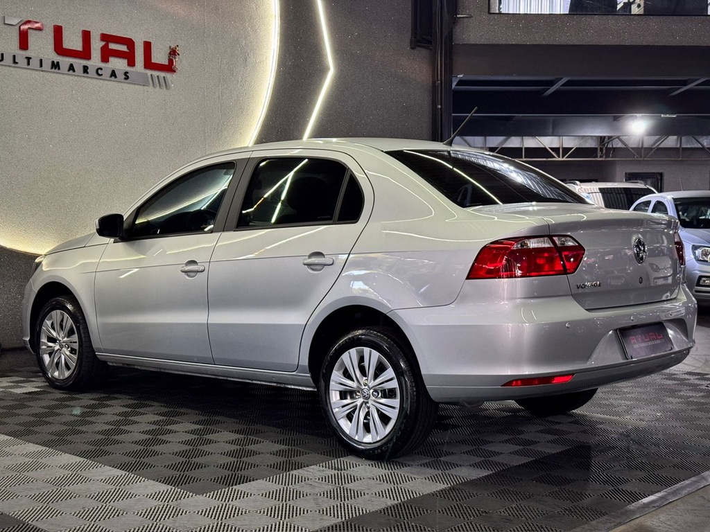 Volkswagen Voyage Prata