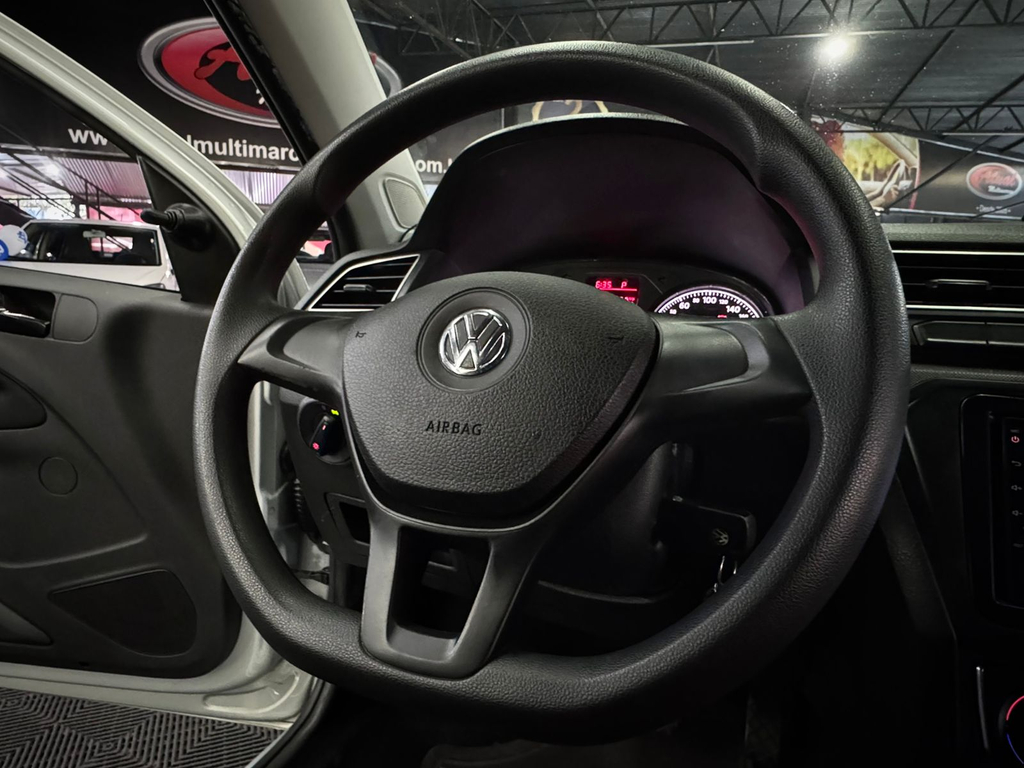 Volkswagen Voyage Prata