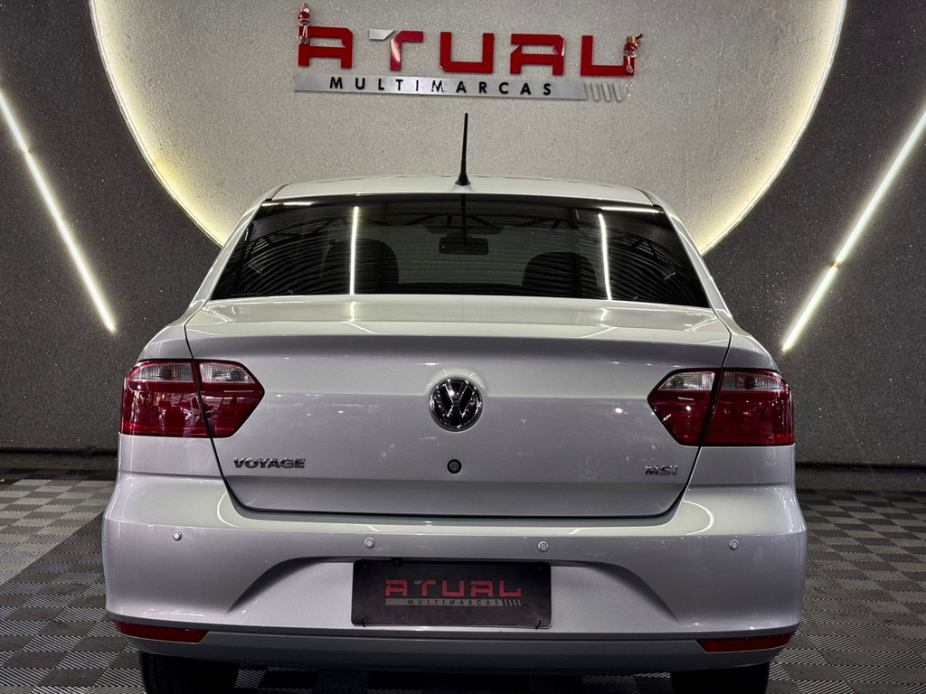 Volkswagen Voyage Prata