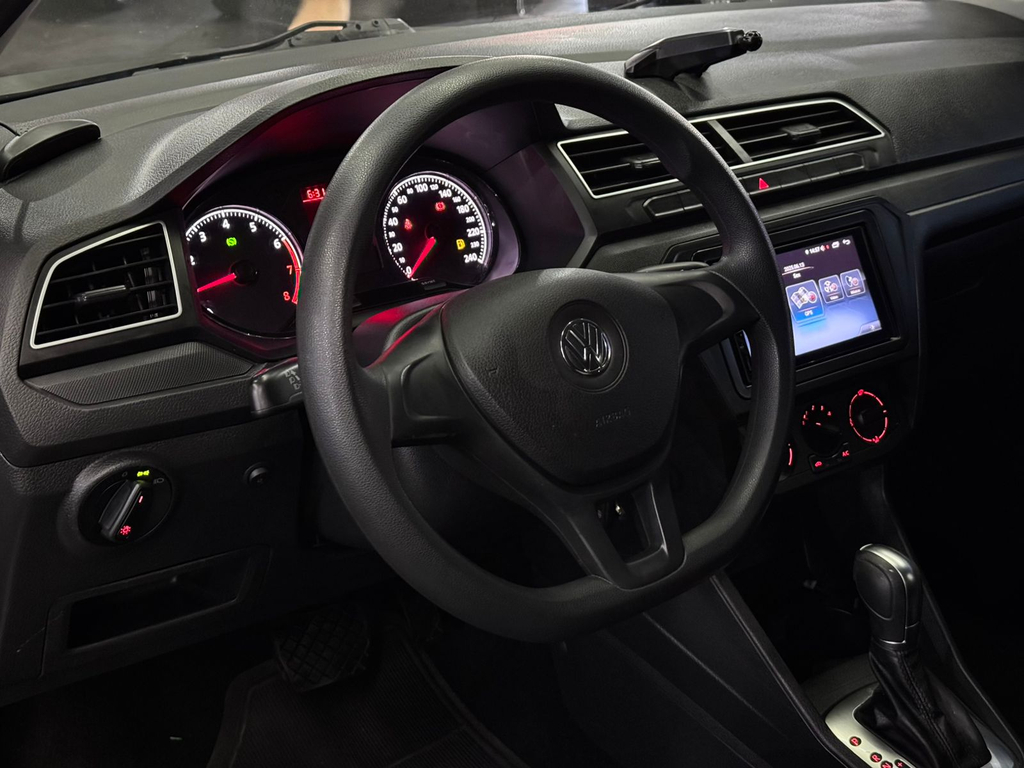 Volkswagen Voyage Prata