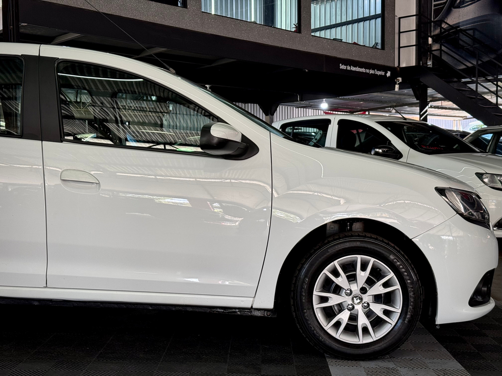 Renault Sandero Expression 1.0 16v (Flex)