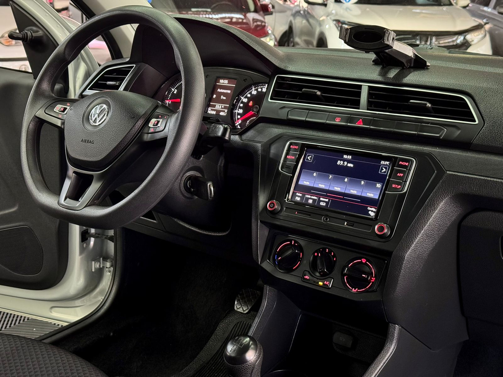 Volkswagen Voyage Prata