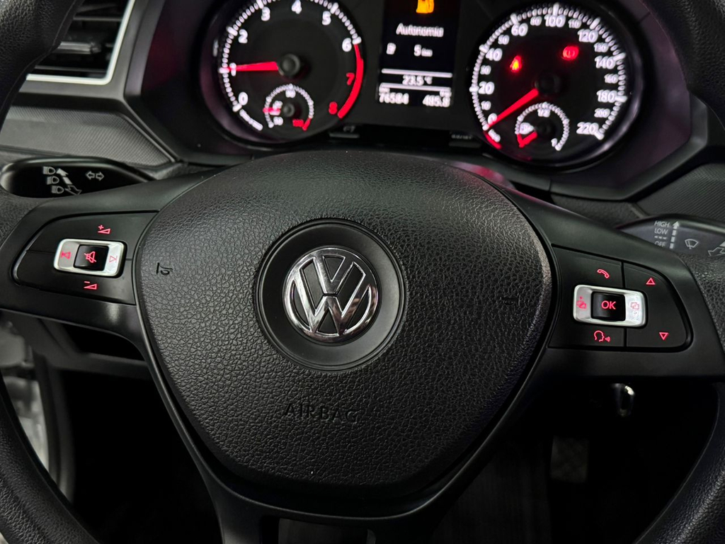 Volkswagen Voyage Prata