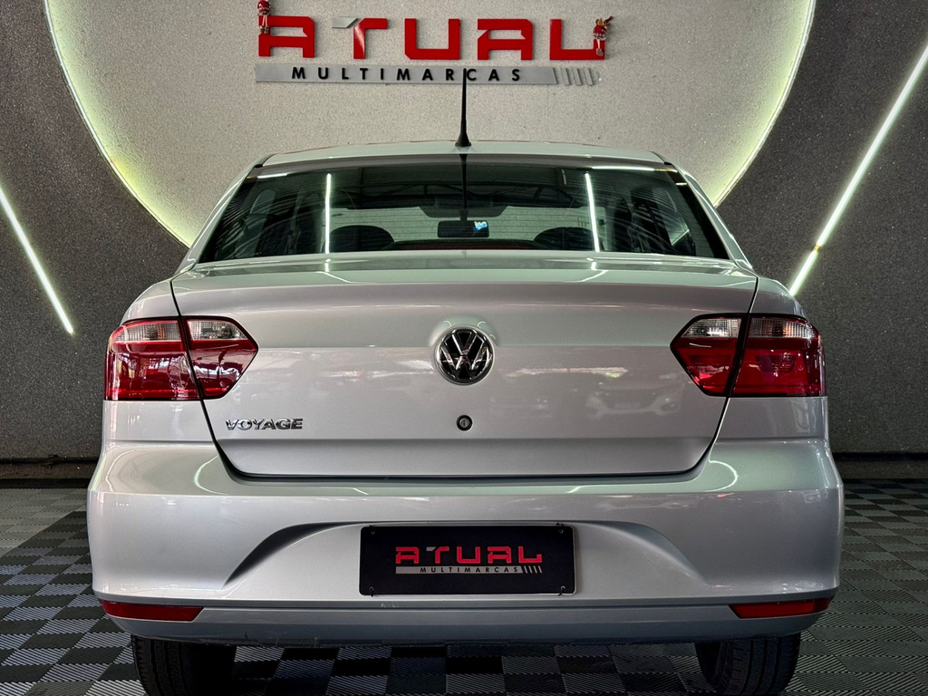 Volkswagen Voyage Prata