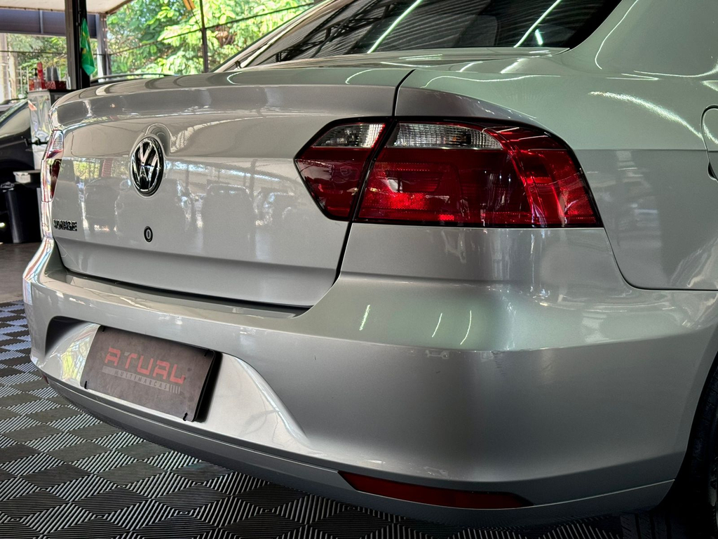 Volkswagen Voyage Prata