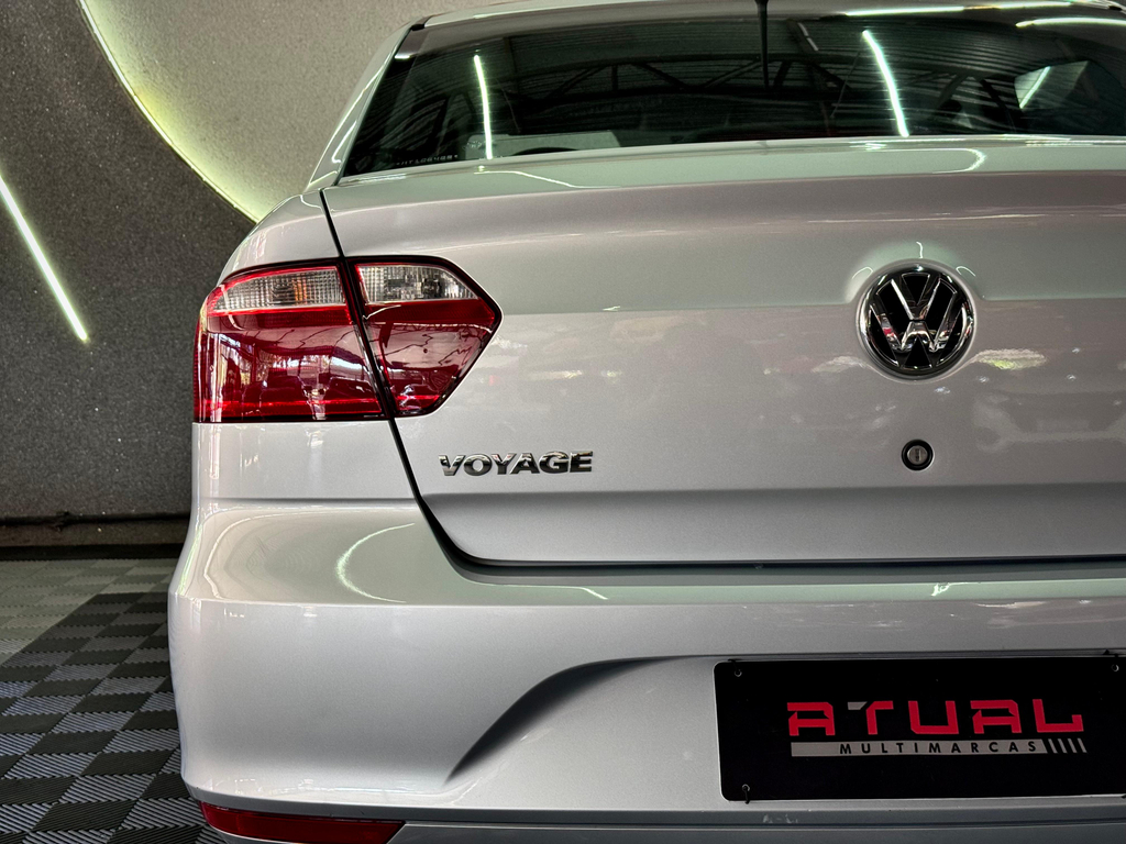Volkswagen Voyage 1.0 Flex 12v 4p