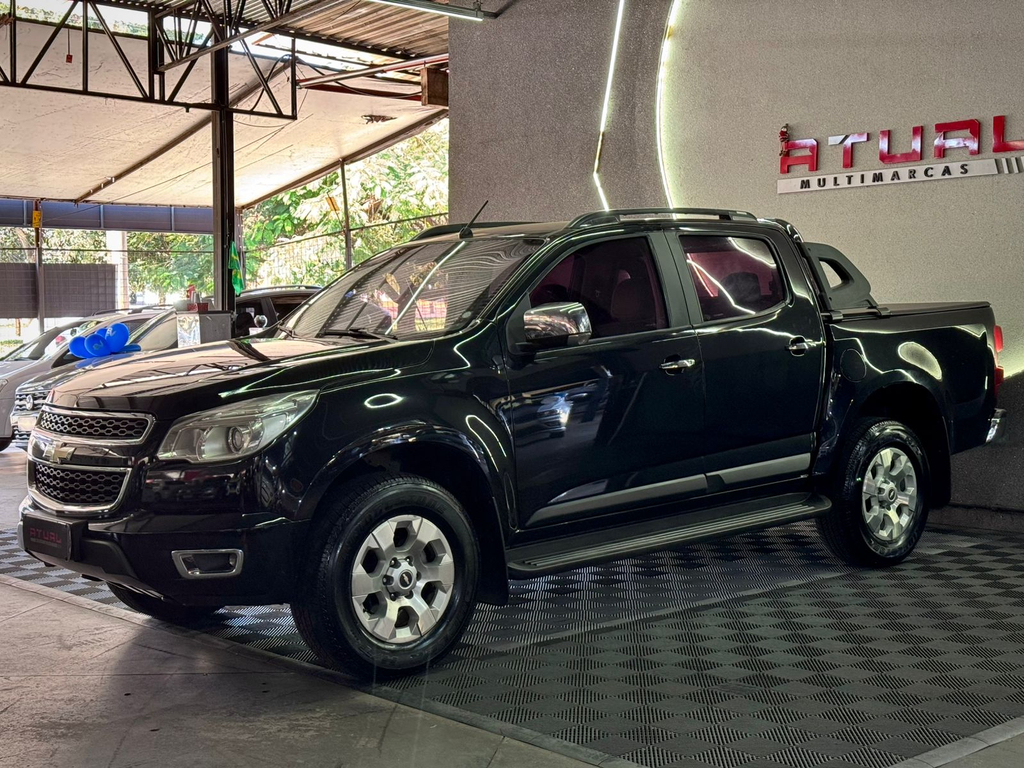 Chevrolet S10 Preto