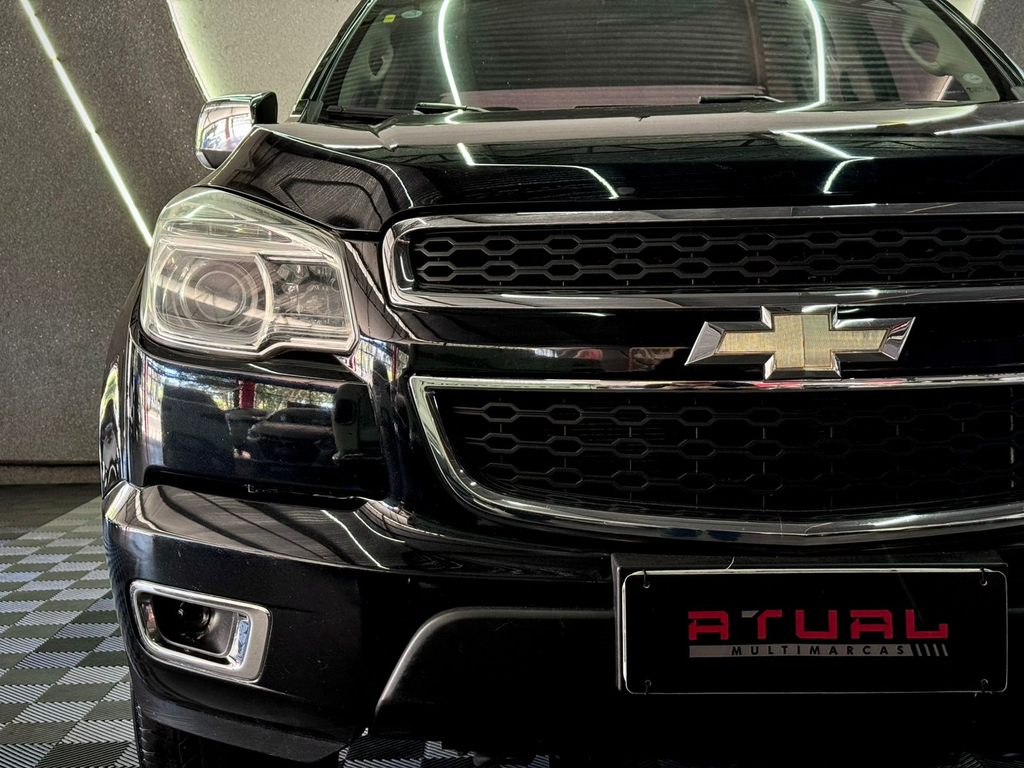 Chevrolet S10 Preto