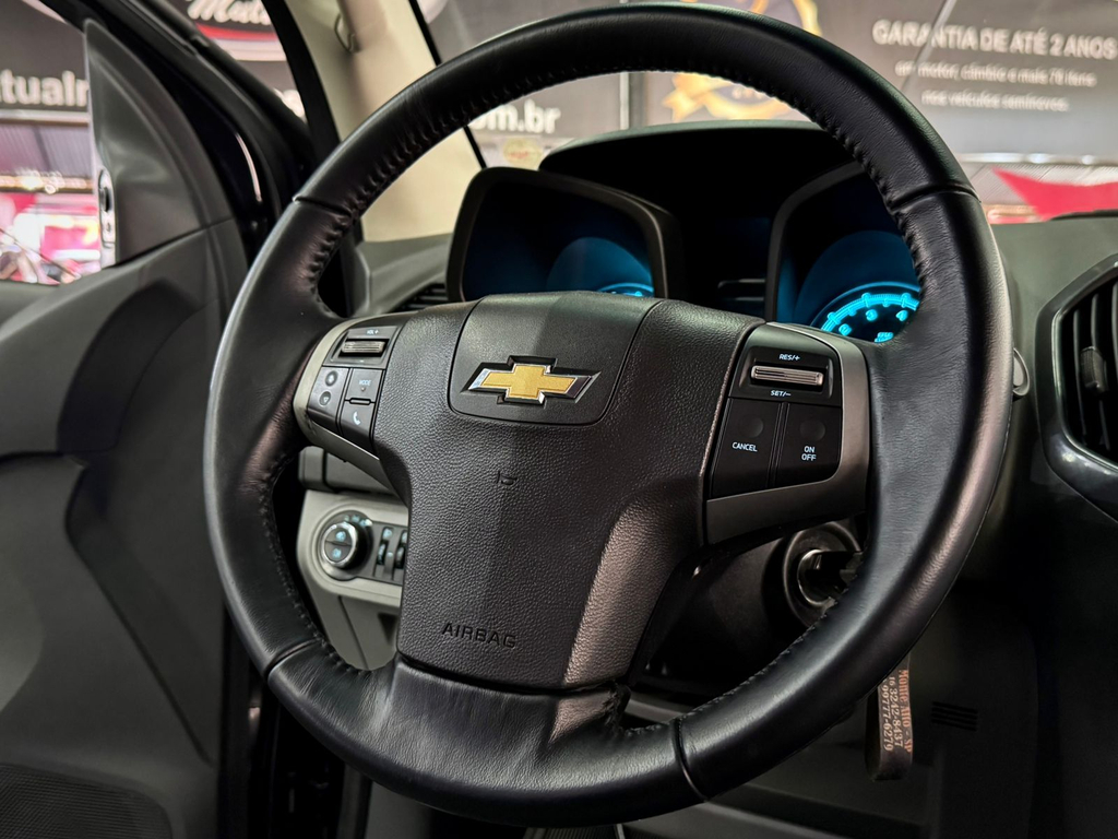 Chevrolet S10 Preto