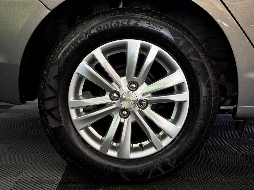 Chevrolet Cobalt Bege
